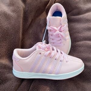Brand New Girls K-Swiss